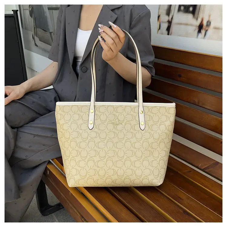 Large Capacity Women's Beige Monogram Shoulder Bag — feature 17