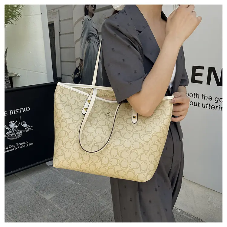 Large Capacity Women's Beige Monogram Shoulder Bag — feature 19