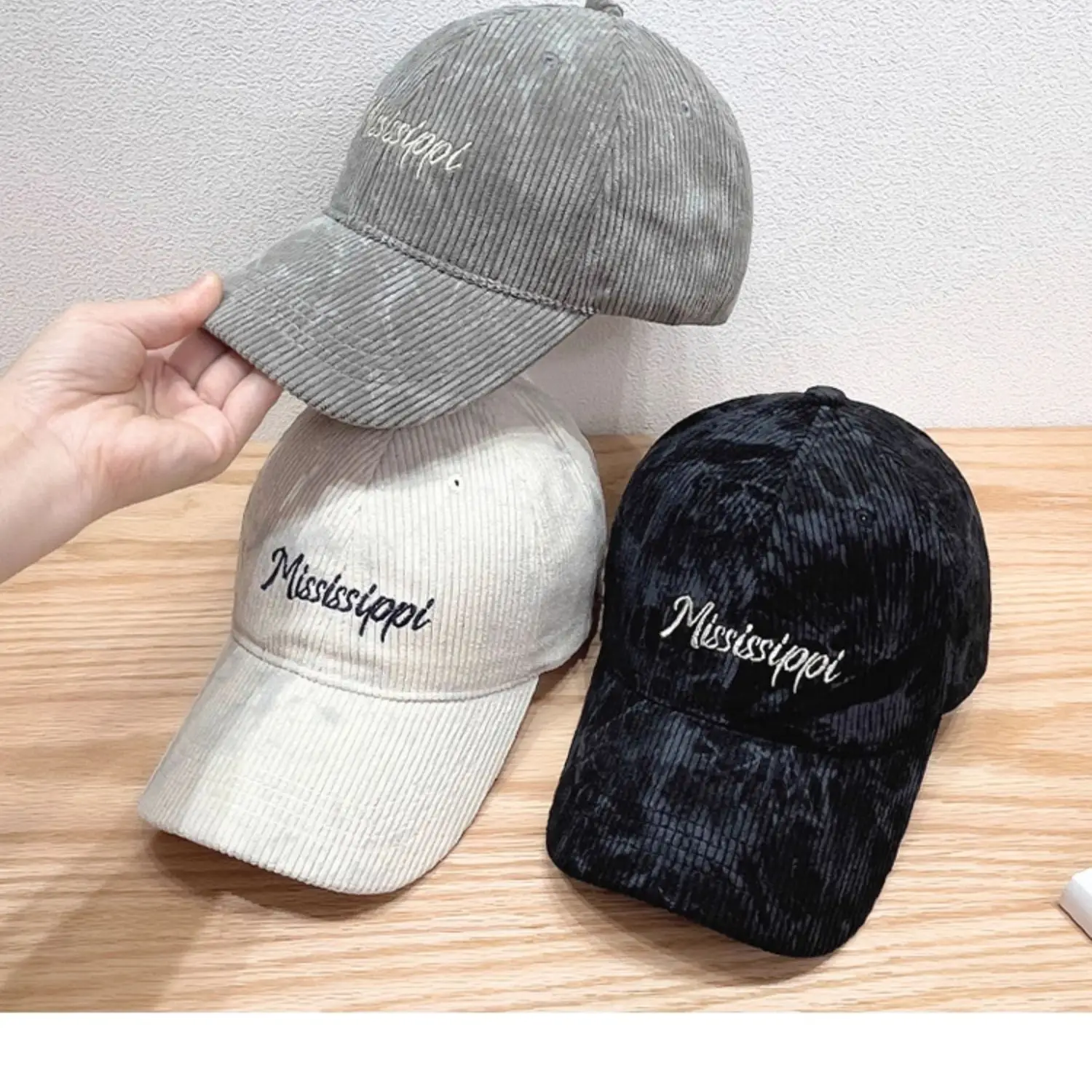 American Retro Corduroy Cap Men Maroon Gray Sunshade — feature 4