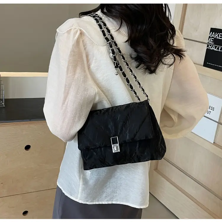 Diamond Chain Crossbody Bag Women 2025 New Niche — feature 9