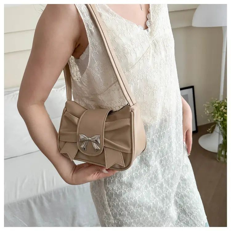 White Korean Style Bow Shoulder Bag for Women — feature 14