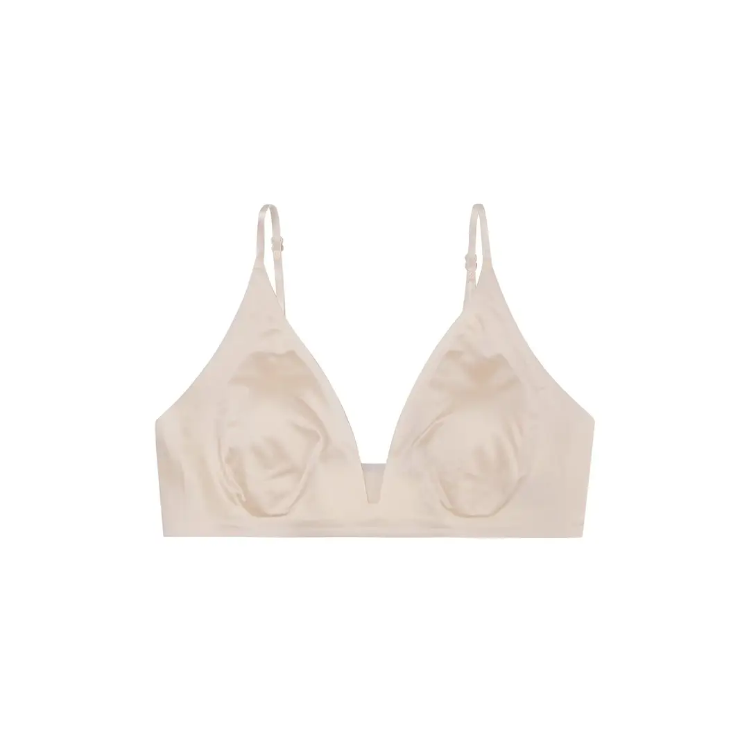 French Satin Nude Rabbit Ear Cup Bra for Women Summer Thin Breathable Big Breasts Showing Small Seamless Bra Without Rims