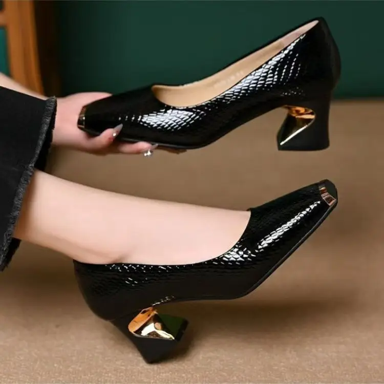 Women Square Toe Black Heel Flats 2025 — feature 1