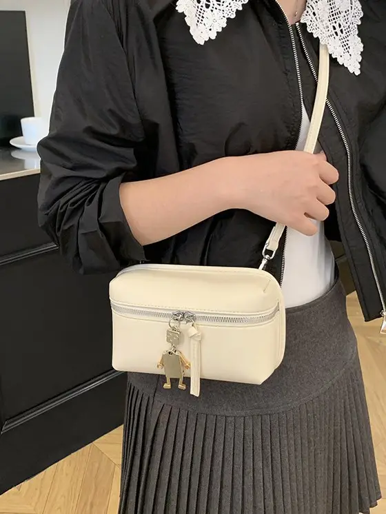 Women's Cream Crossbody Bag with Chain Strap