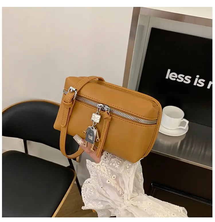 Women's Cream Crossbody Bag with Chain Strap — feature 29