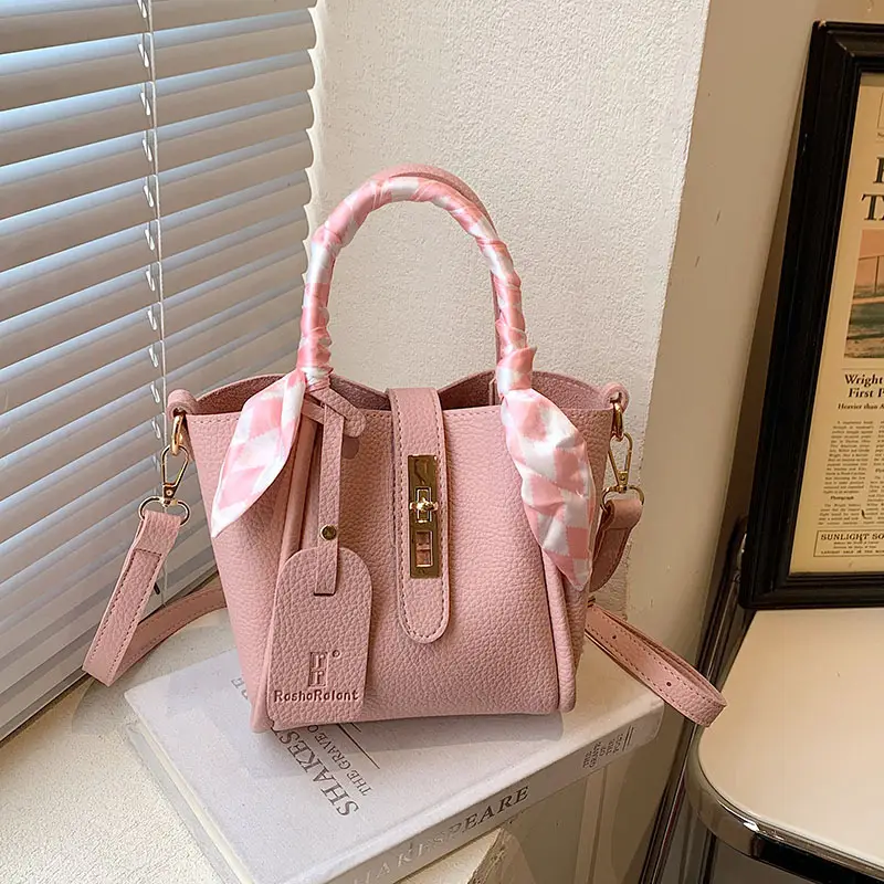Women's Pink Leather Shoulder Bag with Bow - Image 8