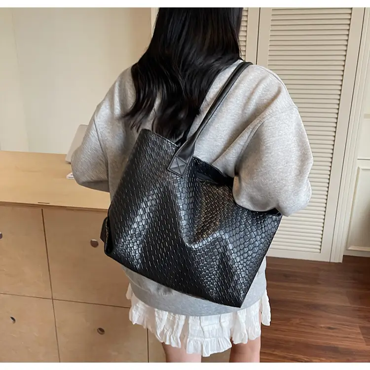 Red Korean Fashion Large Shoulder Tote Bag for Women — feature 13