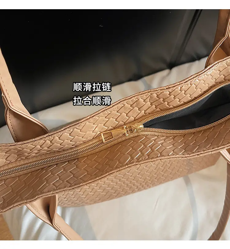 Red Korean Fashion Large Shoulder Tote Bag for Women — feature 6