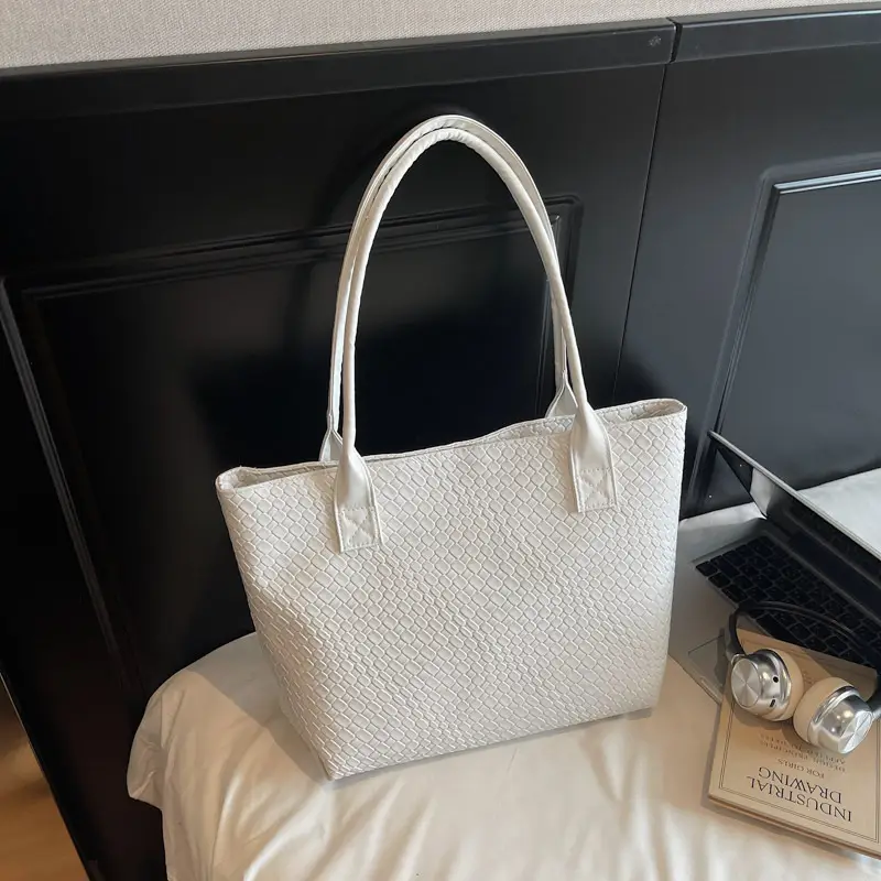Red Korean Fashion Large Shoulder Tote Bag for Women - Image 3