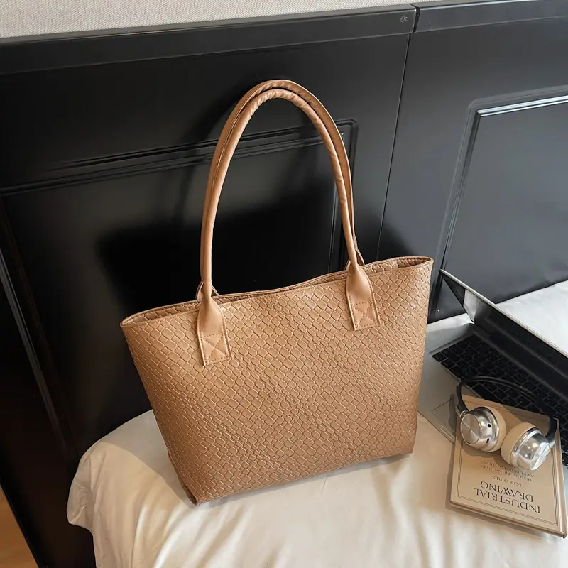 Red Korean Fashion Large Shoulder Tote Bag for Women - Image 4