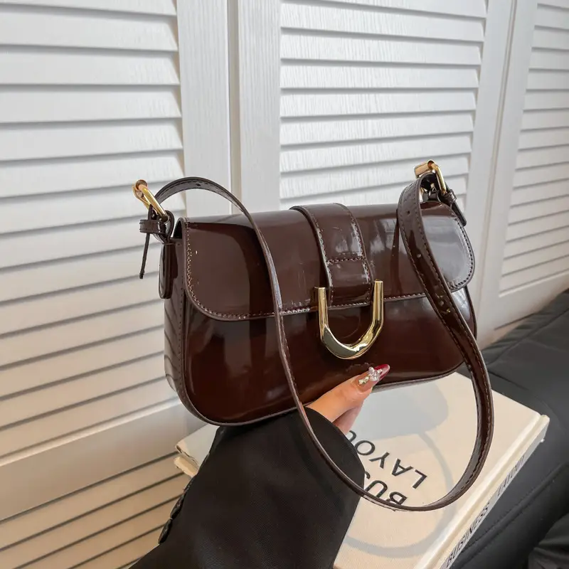 Women's 2-Piece Shoulder Bag Set Red Black Leather - Image 7