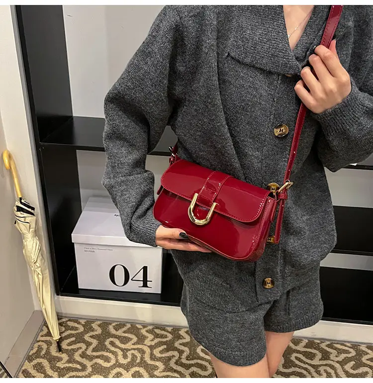 Women's 2-Piece Shoulder Bag Set Red Black Leather — feature 15