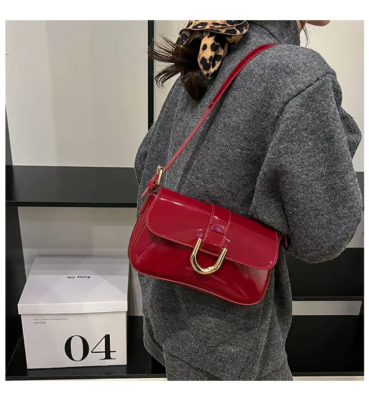 Women's 2-Piece Shoulder Bag Set Red Black Leather — feature 2