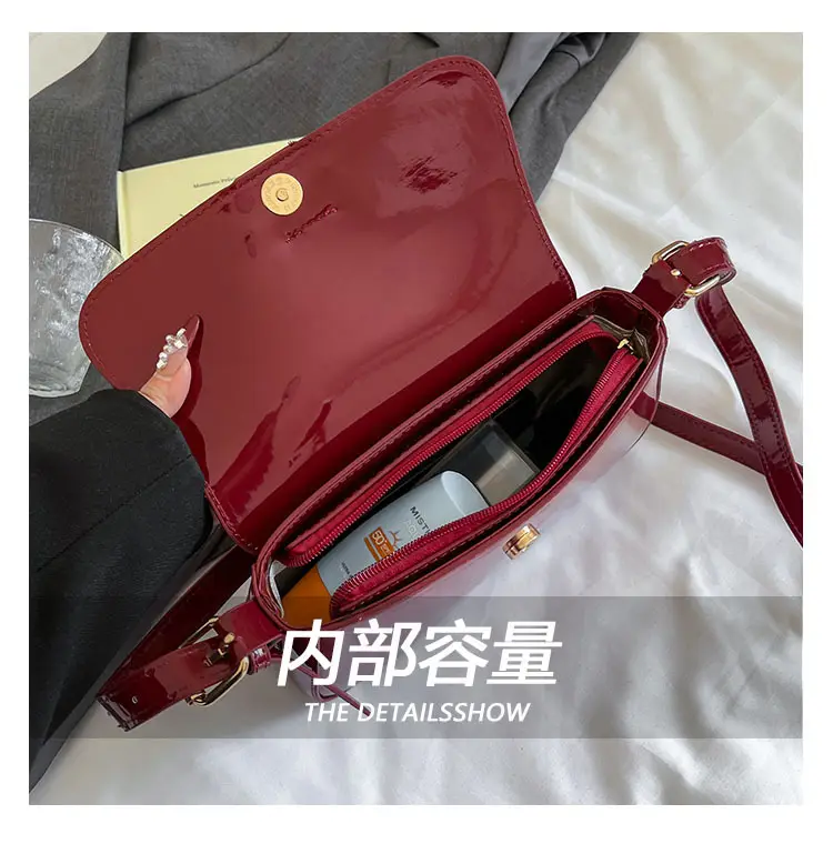 Women's 2-Piece Shoulder Bag Set Red Black Leather — feature 4