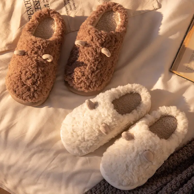 Cute Croc Slippers for Women Winter Warm Velvet