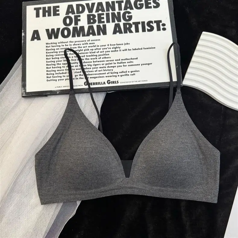 French Deep V Triangle Cup Intimates for Girls Without Rims 2025 Hot Style Beautiful Back Seamless Push-Up Summer Thin Bra — feature 8