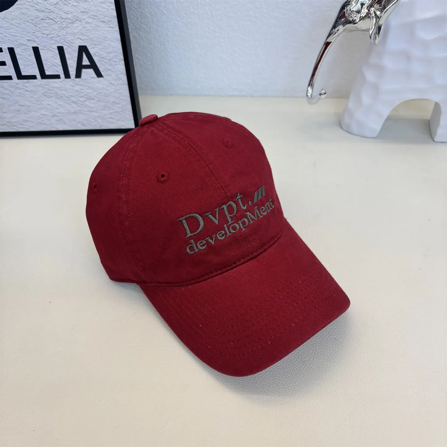 2025 Letter Embroidery Baseball Cap for Men Women Duckbill Cap — feature 3