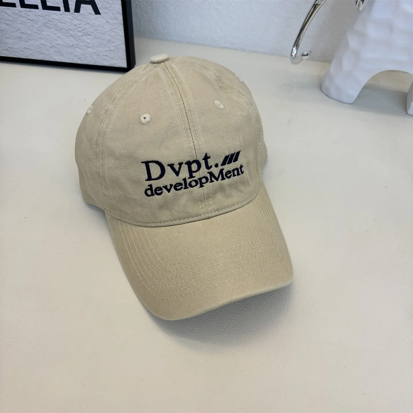 2025 Letter Embroidery Baseball Cap for Men Women Duckbill Cap — feature 7
