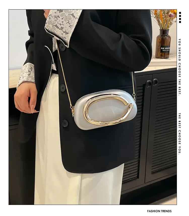 Personalized Niche Shoulder Bag for Women 2025 — feature 2