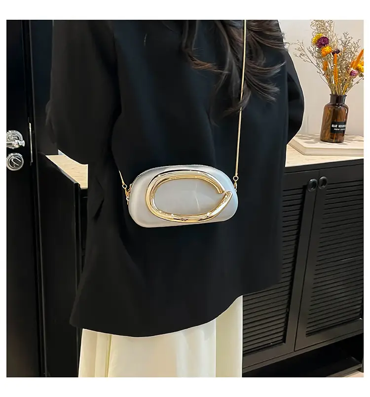 Personalized Niche Shoulder Bag for Women 2025 — feature 23