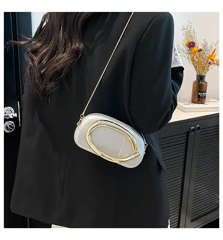 Personalized Niche Shoulder Bag for Women 2025 — feature 24