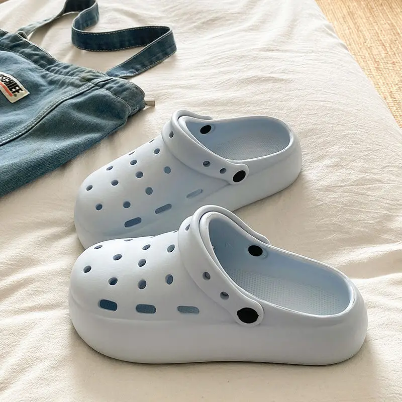 2026 New Model Solid Color Thickened Clogs for Women, Soft Closed-Toe Outdoor Slippers, Eva Home Sandals — feature 24