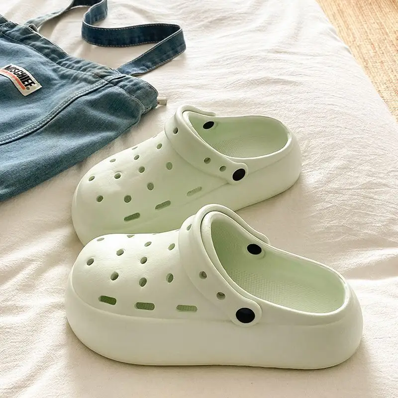 2026 New Model Solid Color Thickened Clogs for Women, Soft Closed-Toe Outdoor Slippers, Eva Home Sandals — feature 27