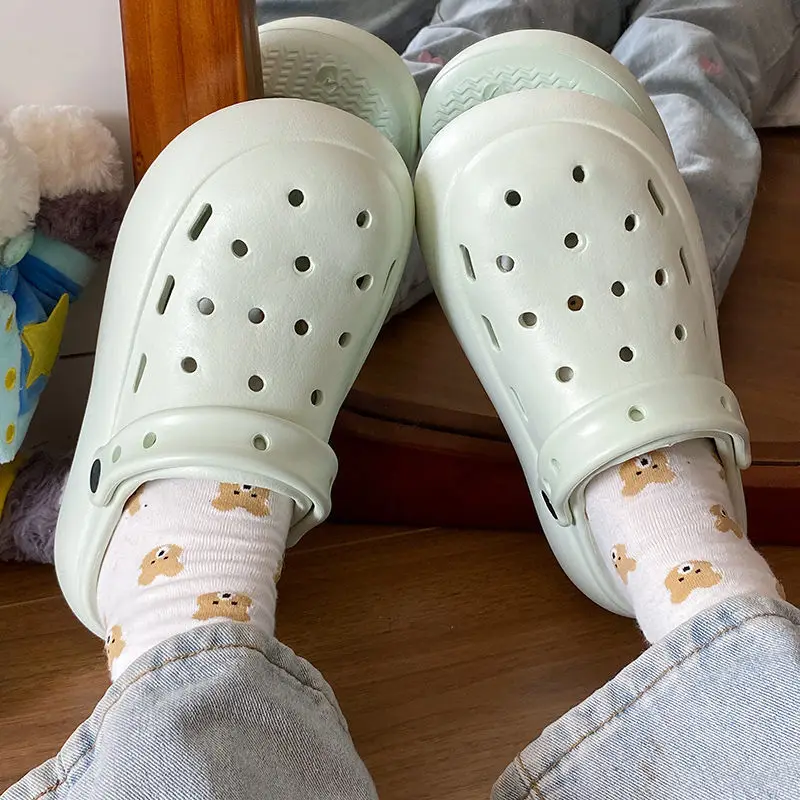 2026 New Model Solid Color Thickened Clogs for Women, Soft Closed-Toe Outdoor Slippers, Eva Home Sandals — feature 29
