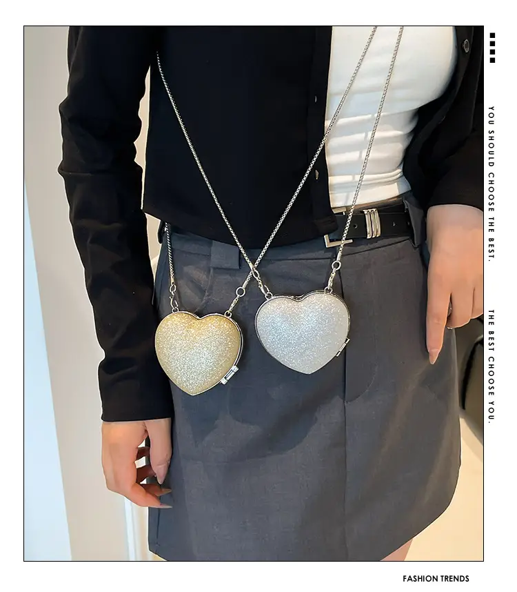 Heart-Shaped Diamond Chain Crossbody Bag Pink — feature 2