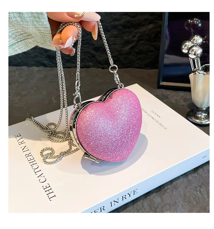 Heart-Shaped Diamond Chain Crossbody Bag Pink — feature 24