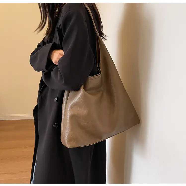Brown Leather Crossbody Bag for Women 2025 — feature 15