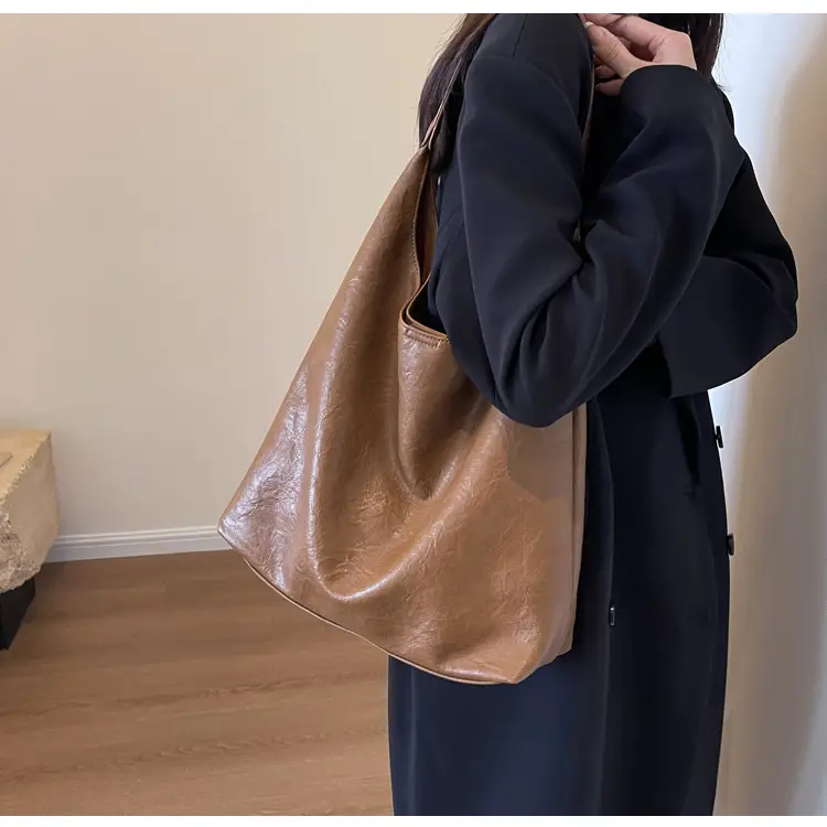 Brown Leather Crossbody Bag for Women 2025 — feature 16