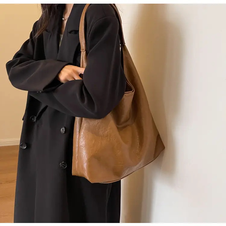 Brown Leather Crossbody Bag for Women 2025 — feature 17