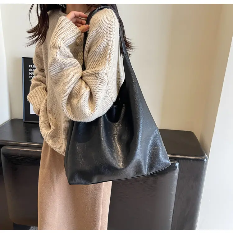 Brown Leather Crossbody Bag for Women 2025 — feature 19