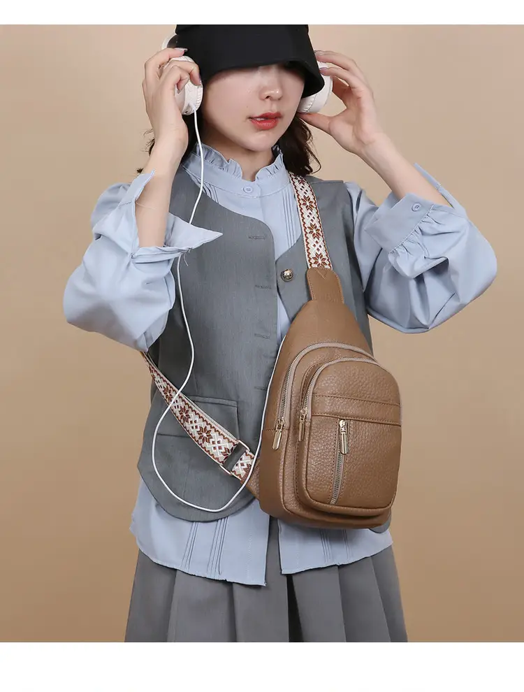 Black Multi-Layer Crossbody Bag with Gold Zippers — feature 17