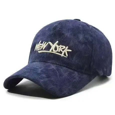 New York Logo Duckbill Cap Black Women Winter Cycling — feature 4