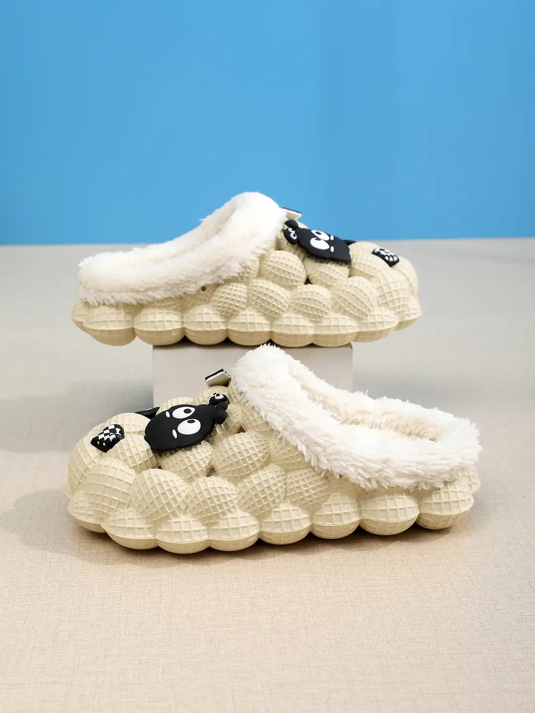 Cute Cartoon Cotton Slippers for Men and Women Eva Non-Slip Cotton Slippers for Autumn and Winter Outer Wear Lychee Warm Thick-Soled Couple Wool Slippers — feature 14