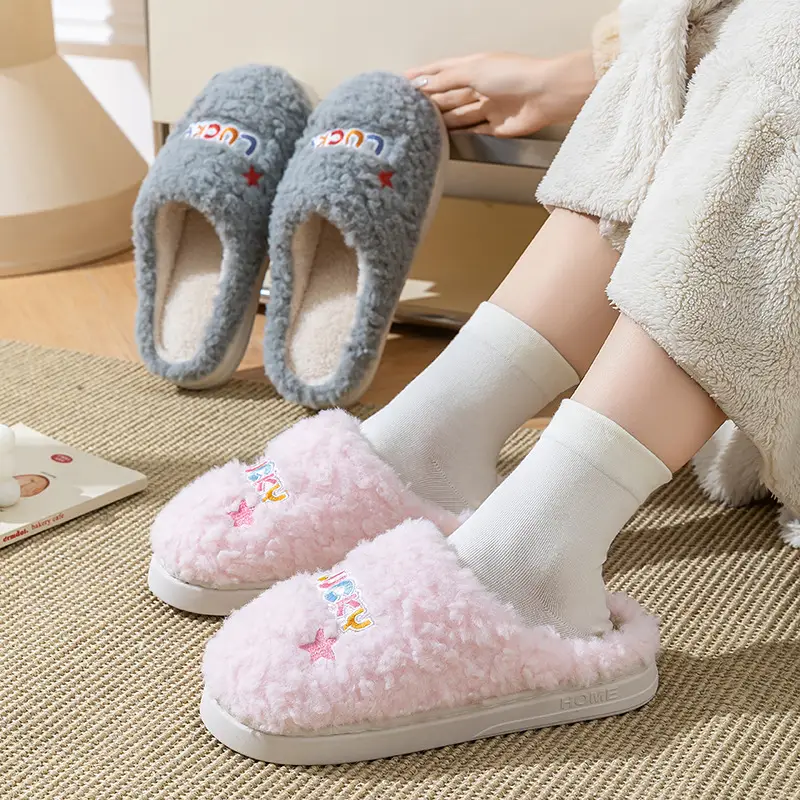 Embroidered Cotton Slippers for Men in Autumn and Winter Indoor Home Thick-Soled Warm Fleece-Lined Couple Confinement Woolen Slippers for Women