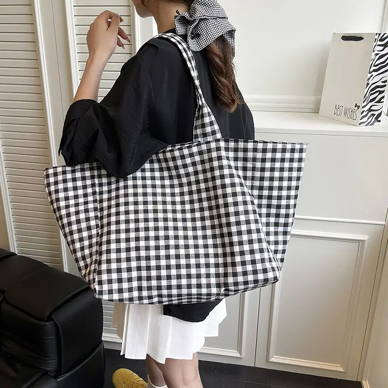 Red Checkered Large Capacity Shoulder Tote Bag - Image 5