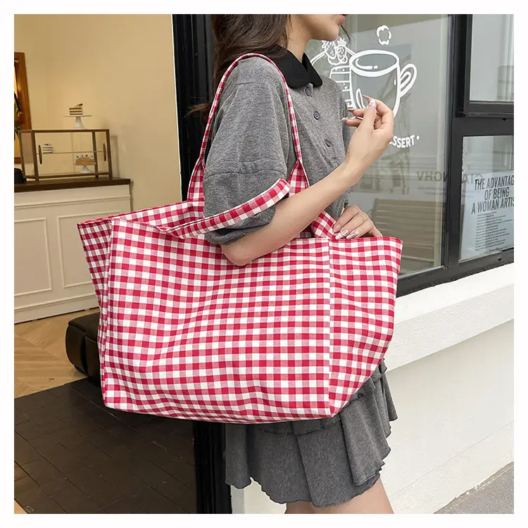 Red Checkered Large Capacity Shoulder Tote Bag — feature 10