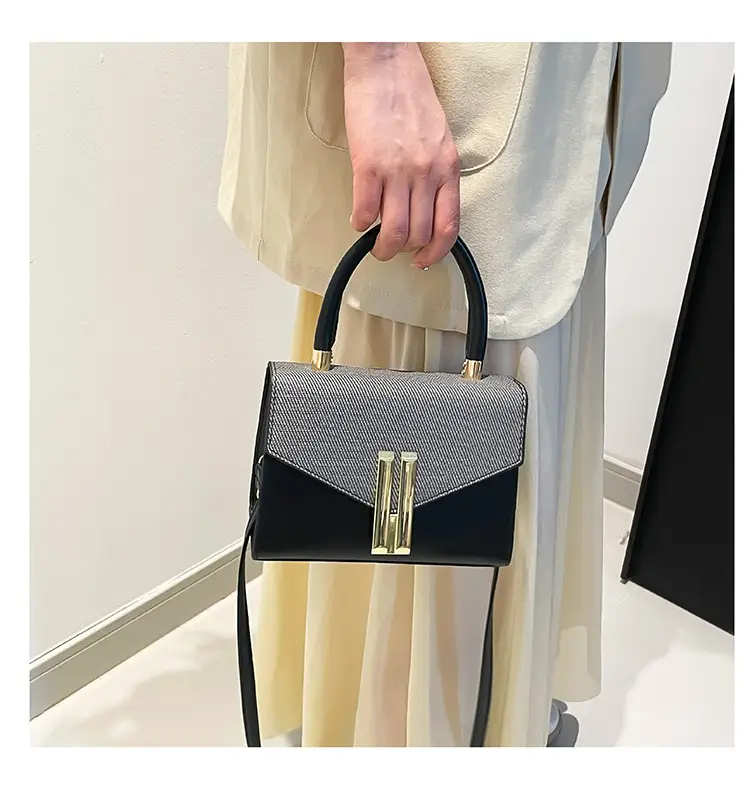 Women's Brown Leather Crossbody Bag with Gold Clasp — feature 18