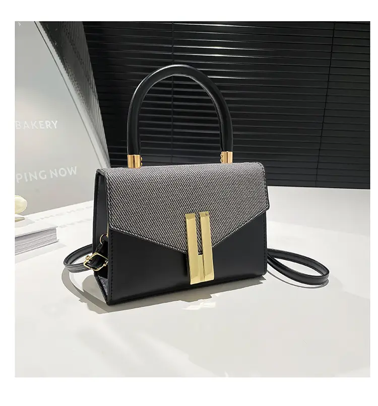 Women's Brown Leather Crossbody Bag with Gold Clasp — feature 25