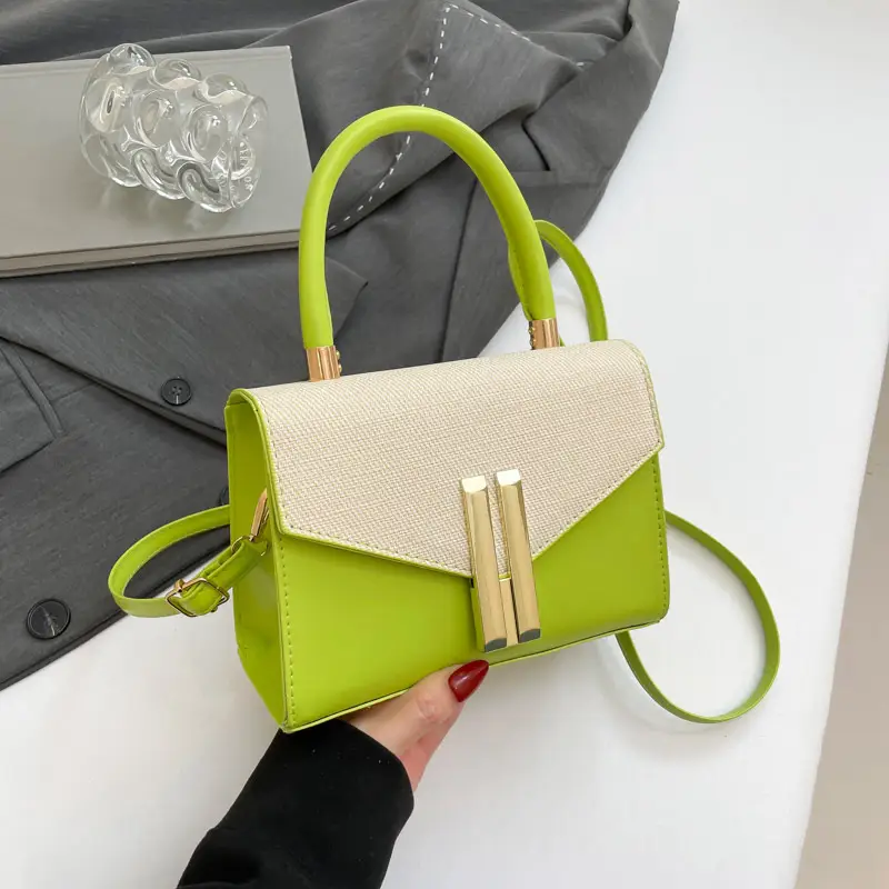 Women's Brown Leather Crossbody Bag with Gold Clasp - Image 2