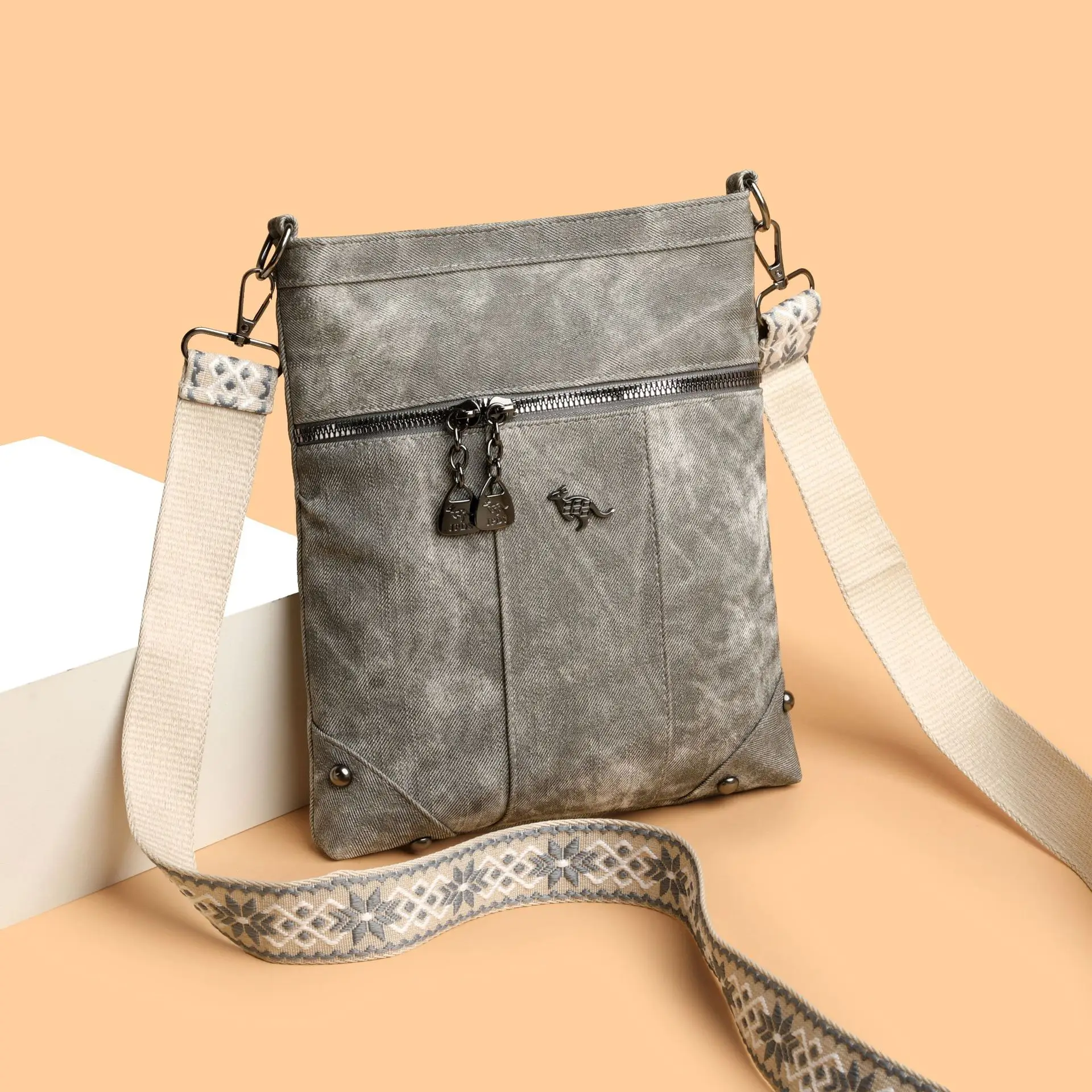 Women's Crossbody Travel Bag with Adjustable Strap
