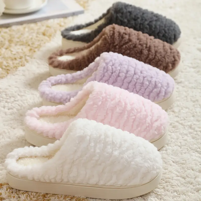 Women's 2025 New Winter Home Non-Slip Warm Couple Plush Slippers for Men in Autumn and Winter