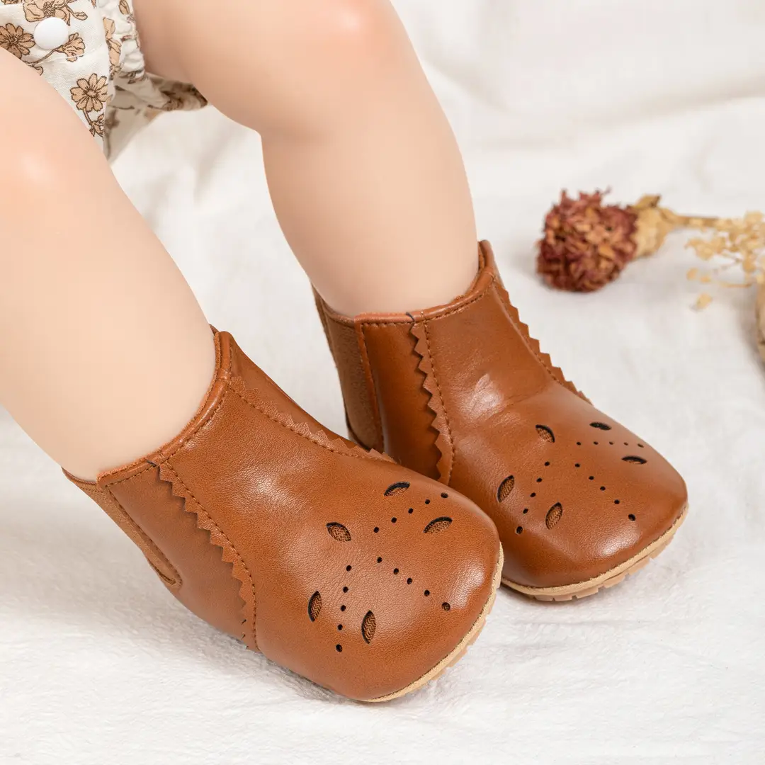 Amazon Spring & Fall Baby Boots Korean Style Fashionable Cut Out Toddler Shoes Non-Slip Rubber Sole Outdoor Baby Shoes — feature 4