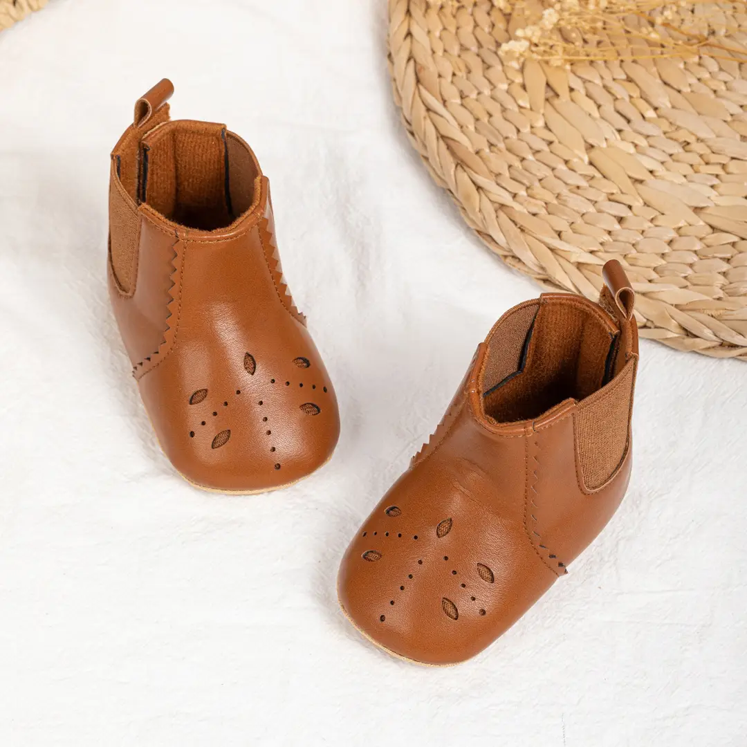 Amazon Spring & Fall Baby Boots Korean Style Fashionable Cut Out Toddler Shoes Non-Slip Rubber Sole Outdoor Baby Shoes — feature 9