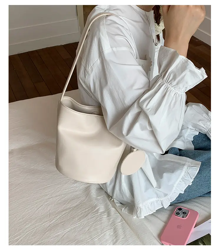 Women's White Cylindrical Leather Shoulder Bag — feature 16