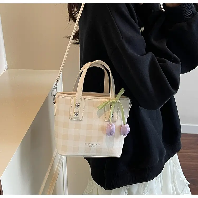 Women's New Plaid Shoulder Bag with Tulip Decor — feature 14