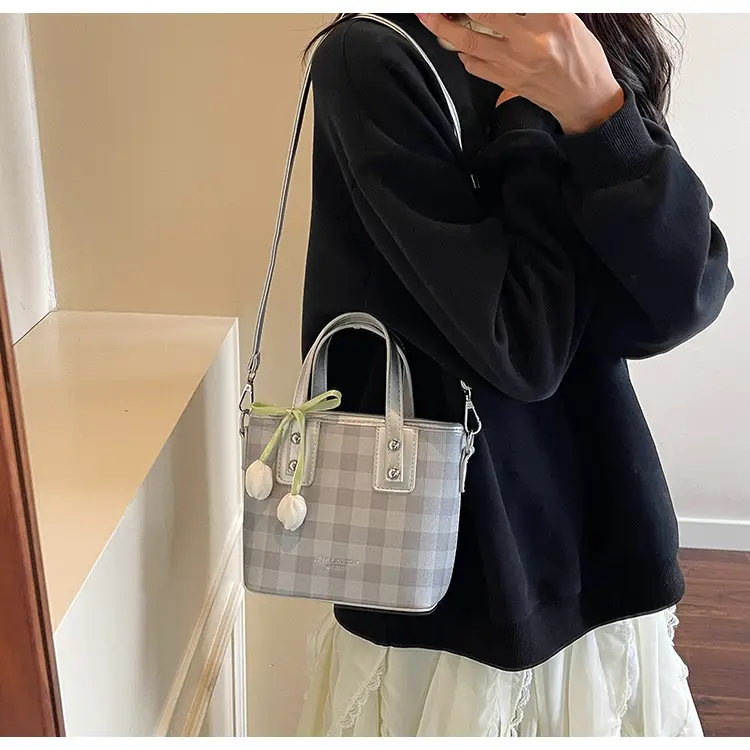 Women's New Plaid Shoulder Bag with Tulip Decor — feature 17